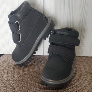 Skechers Black High-Top Boots with Velcro Straps and Sturdy Sole